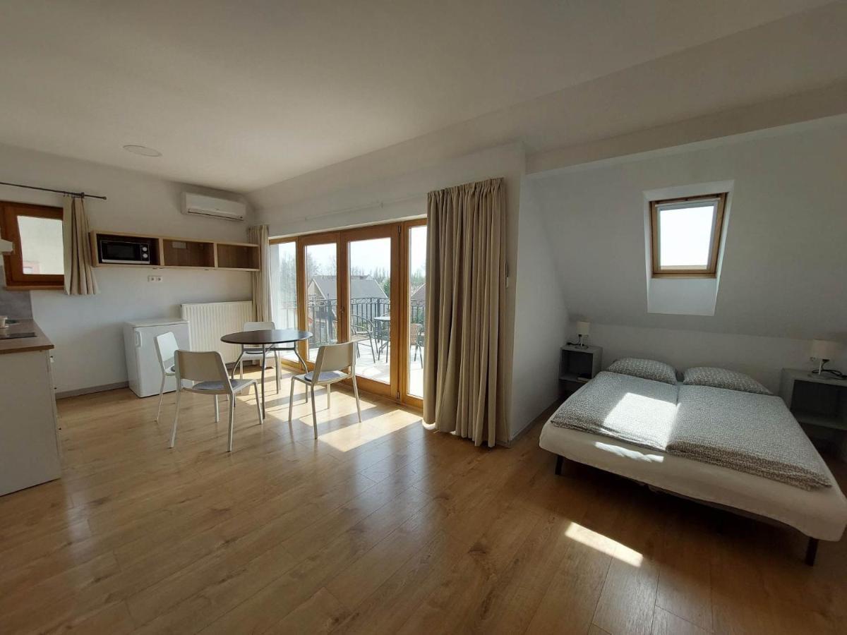 Familia Apartmanhaz Keszthely Exterior photo