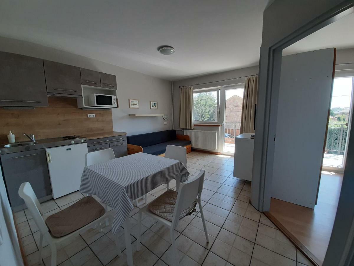 Familia Apartmanhaz Keszthely Exterior photo